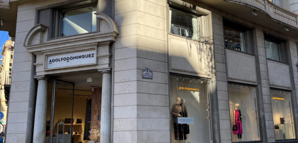 Adolfo Domínguez duplica sus ventas a través de Live Shopping hasta noviembre
