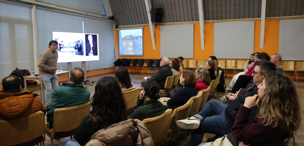 Empieza el curso para aficionados a la fotografía en Carballo