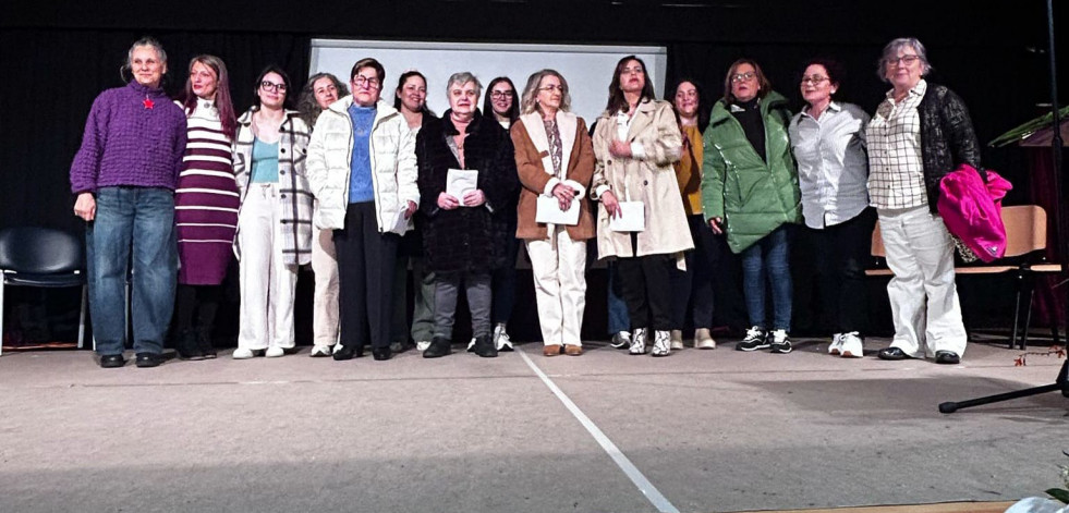 Un tributo a mujeres de Camariñas, Muxía y Cee