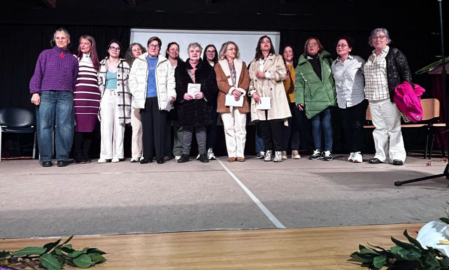 Un tributo a mujeres de Camariñas, Muxía y Cee