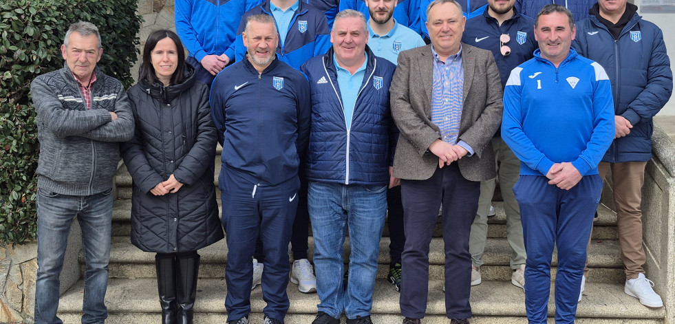 Laracha recibe el club de fútbol Galicia de Berna