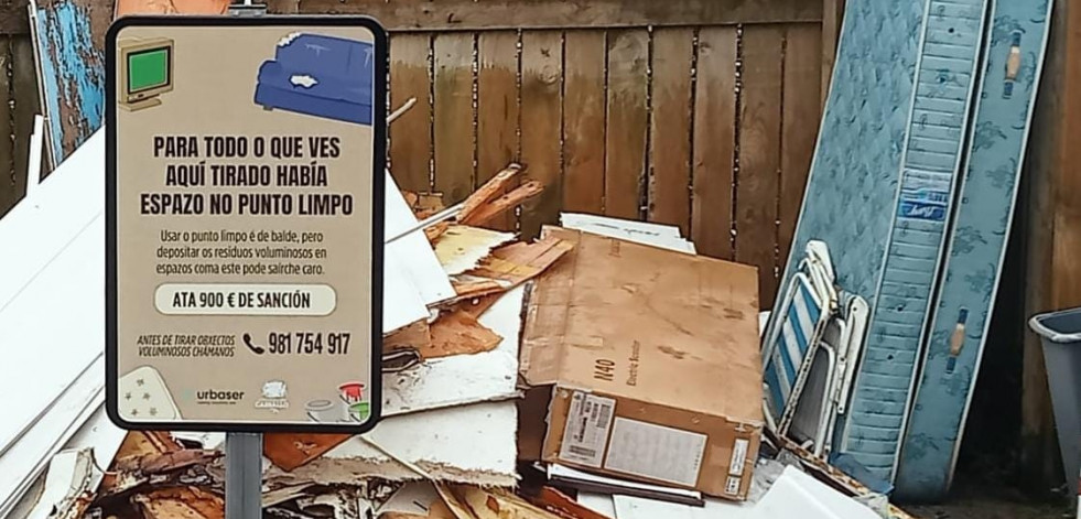 Carballo pone en marcha una campaña para frenar los vertidos incontrolados de voluminosos