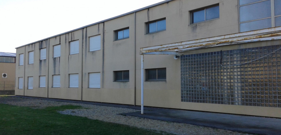 El Bloque de Laxe insta al Concello a acometer un plan de mantenimiento integral del CEIP Cabo da Area