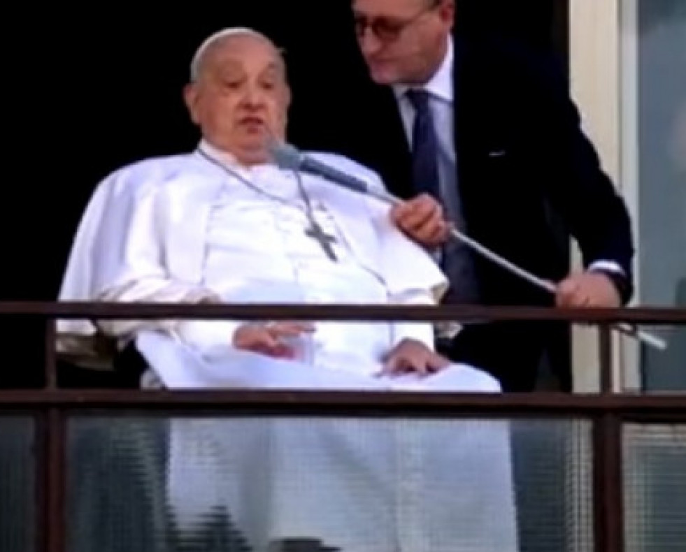 ElpapasaledelhospitalVaticanNews