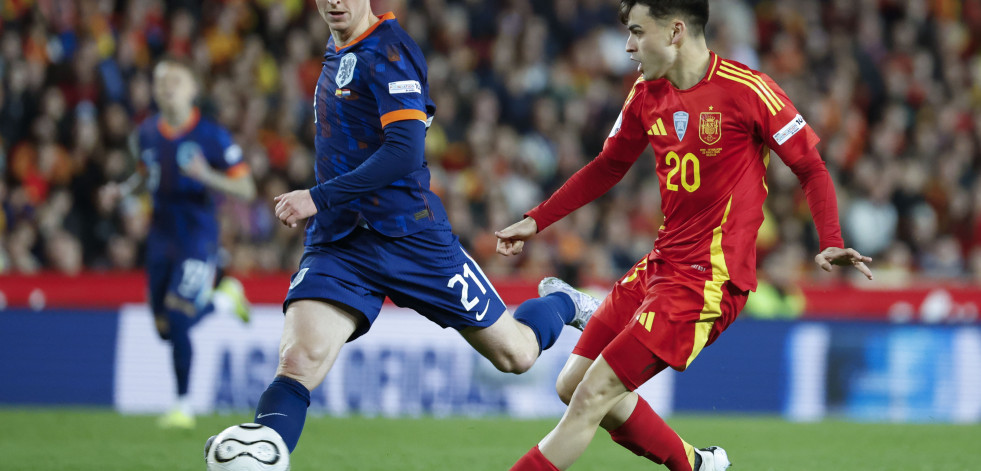 Unai Simón y Pedri llevan a España a la fase final en los penaltis (3-3)