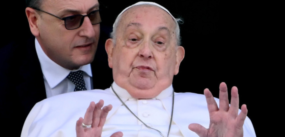 Incertidumbre ante la convalecencia del papa Francisco en el Vaticano