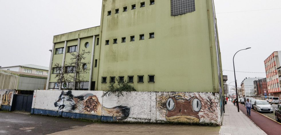 El inicio de la rehabilitación del IES Alfredo Brañas de Carballo es cuestión de semanas