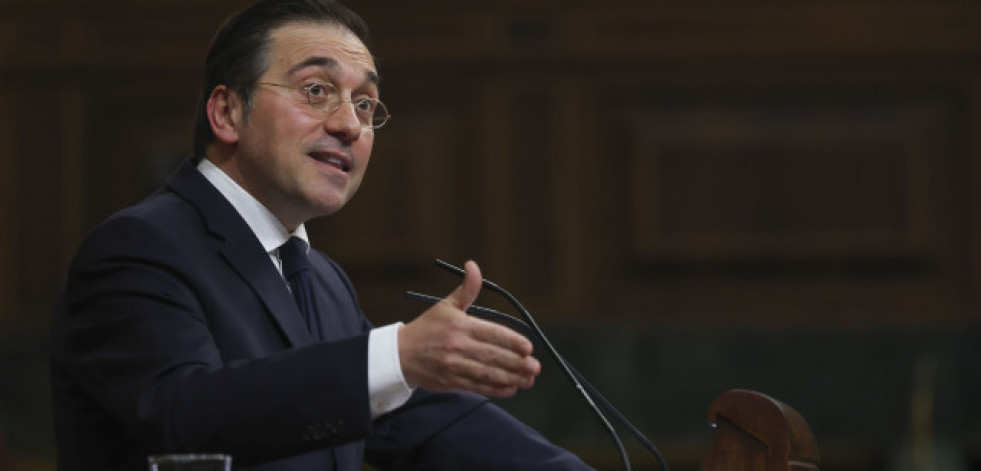 Albares asegura que “nadie se está preparando para una guerra”