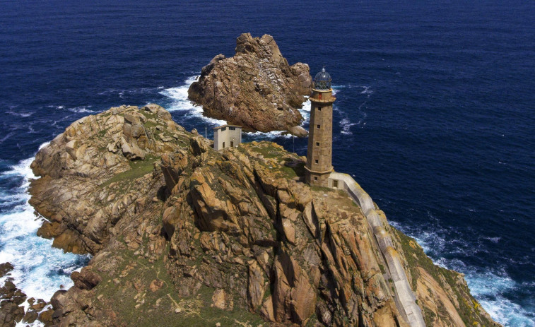 El edificio de servicios múltiples del Faro Vilán de Camariñas abre de nuevo sus puertas