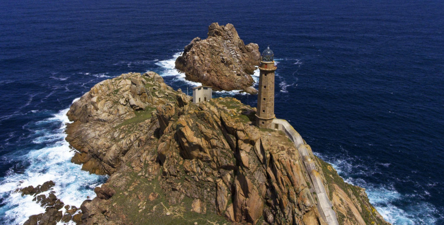 El edificio de servicios múltiples del Faro Vilán de Camariñas abre de nuevo sus puertas