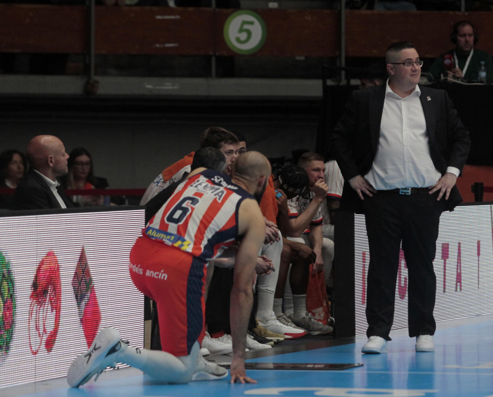 Scrubb epifanio leyma coruña basquet girona quintana