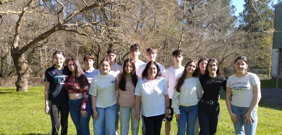 Alumnos del instituto de Baio ganan el concurso Matemáticas na Raia
