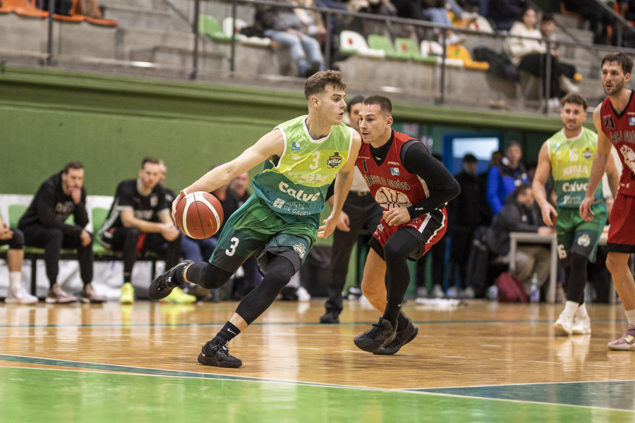 Basket Xiria cae en la pista del líder y deberá seguir luchando por la salvación