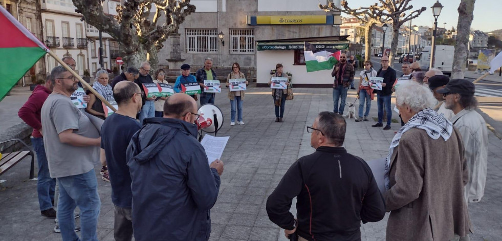 Carballo y Corcubión acogen movilizaciones a favor del pueblo palestino