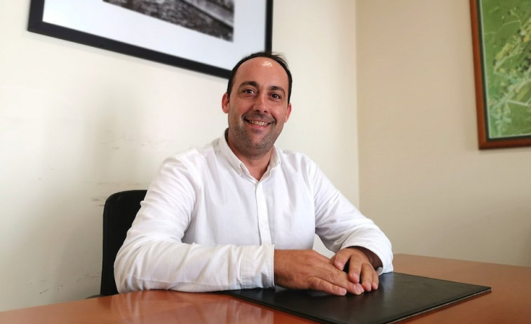 El PSOE de Malpica acusa el ejecutivo local de despilfarro y descontrol