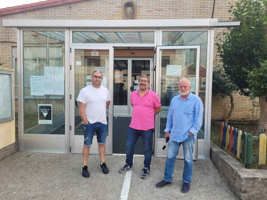 La ANPA del CEIP Plurilingüe de Carnota y BNG exigen a la Xunta reformar el centro con urgencia