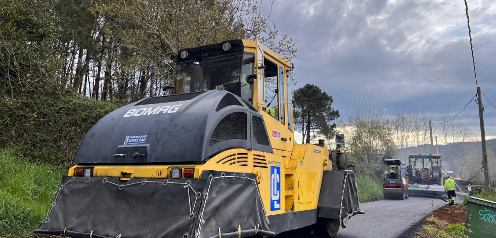 Comienzan las obras de mejora de la carretera entre A Cheda y Guilfoi