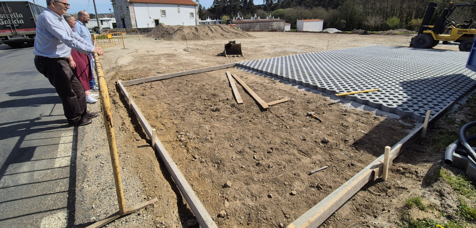 Los vecinos de la parroquia carballesa de Artes tendrán en breve una nueva plaza
