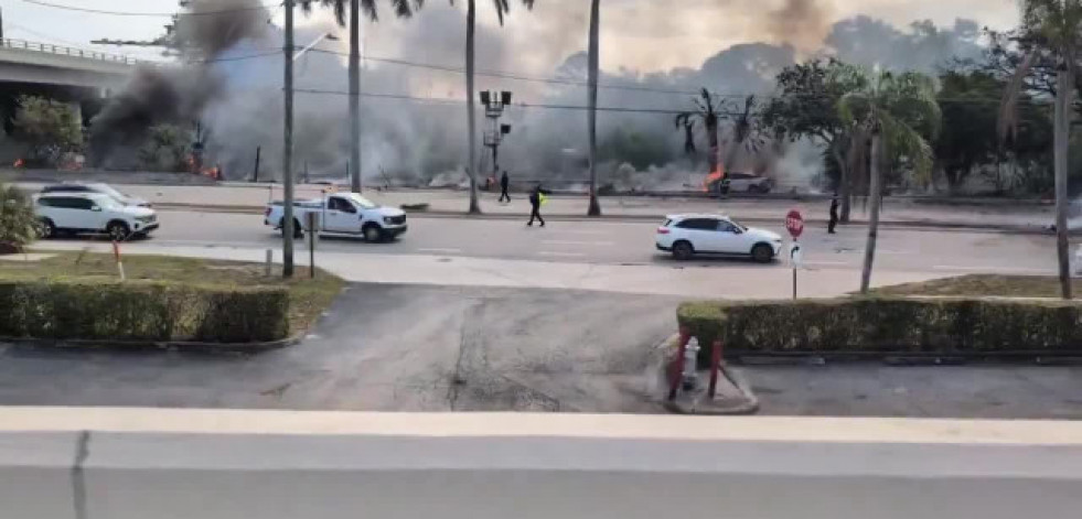 Nuevo accidente aéreo en Estados Unidos: una avioneta se estrella en Florida