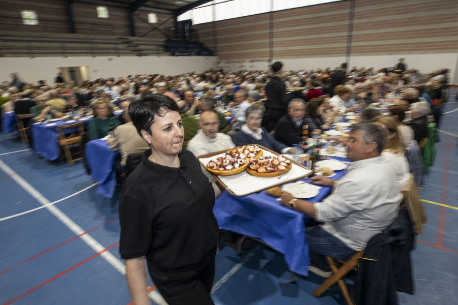 Zas inaugura las Festas de Maiores en la comarca