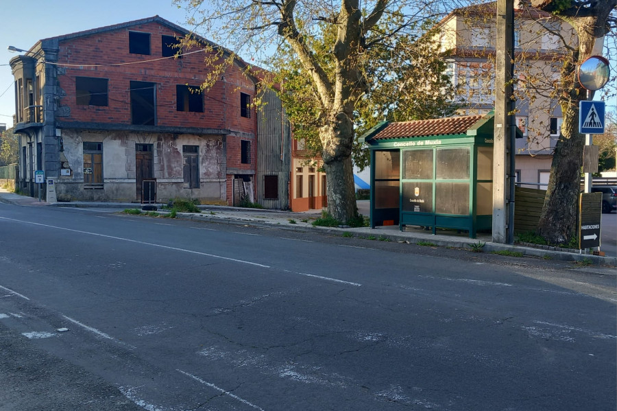 El BNG exige el repintado urgente de un paso de peatones en Quintáns-Muxía