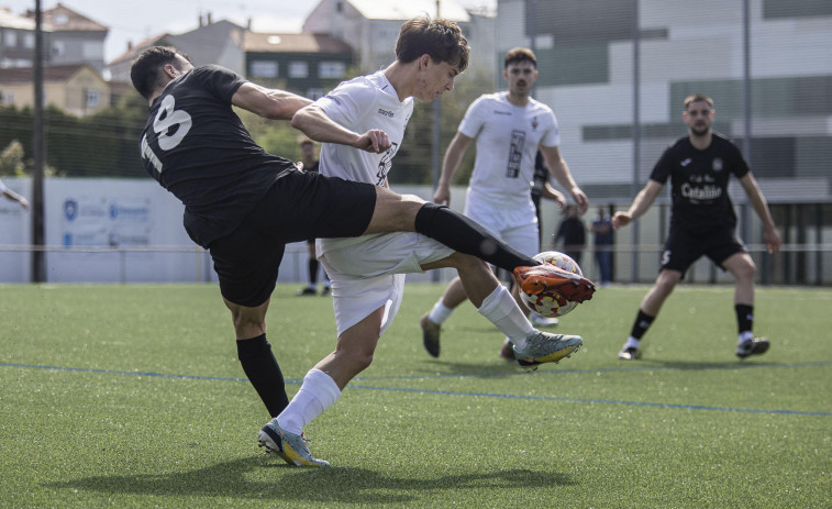 Los duelos directos entre los tres aspirantes decidirán el título de 1ª Futgal