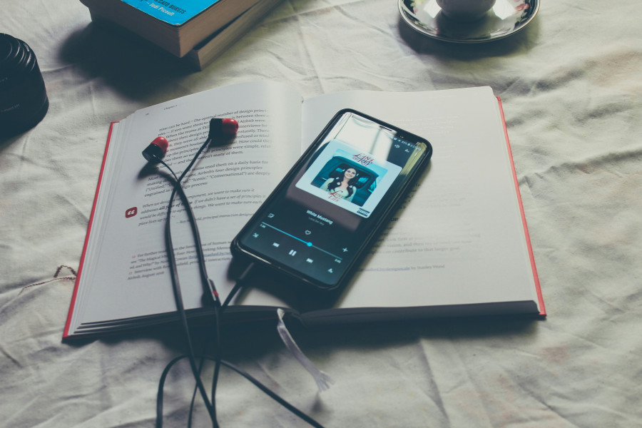 YouTube Music estabiliza el volumen entre canciones para proteger la audición de los usuarios