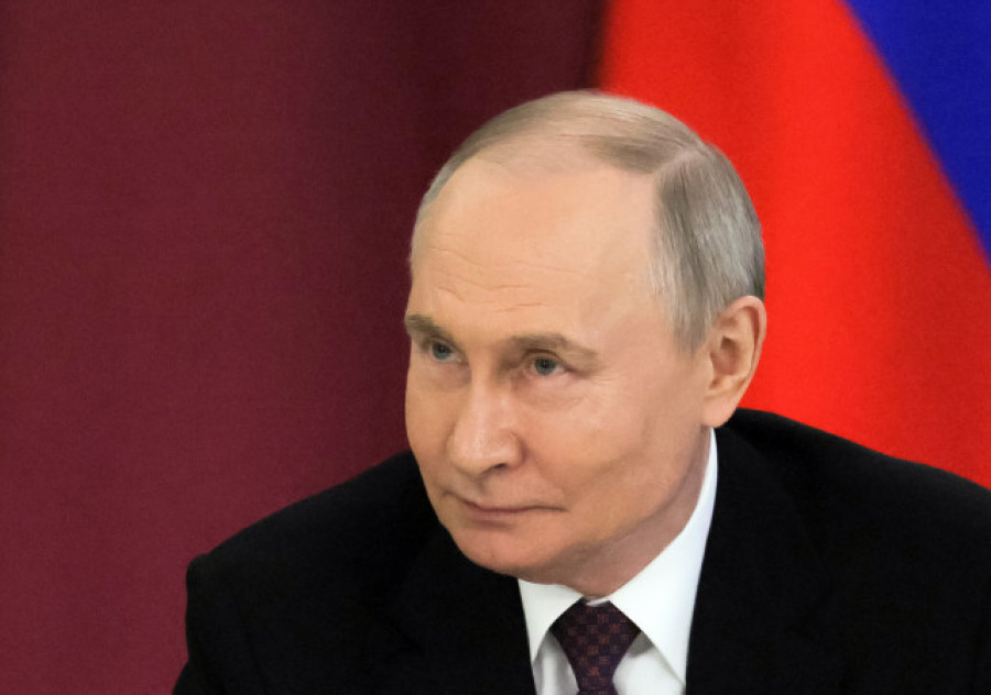 Putin declara una "tregua" unilateral para Ucrania hasta la medianoche del lunes