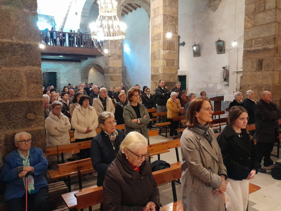 Soandres estrena las citas festivas del año con la popular romería de Santa Lucía