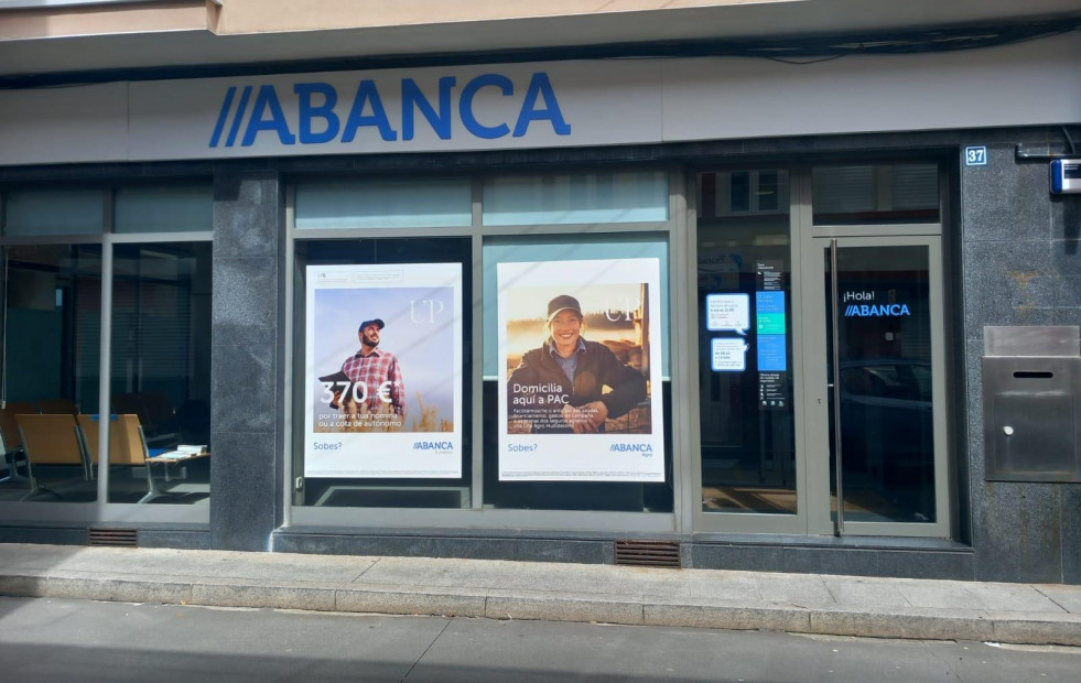 El BNG de Muxía denuncia un fallo en el cajero de Abanca durante la Semana Santa