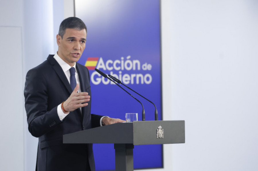 Sánchez anuncia que España llegará al 2% del PIB en gasto en Defensa en 2025 con 10.471 millones adicionales