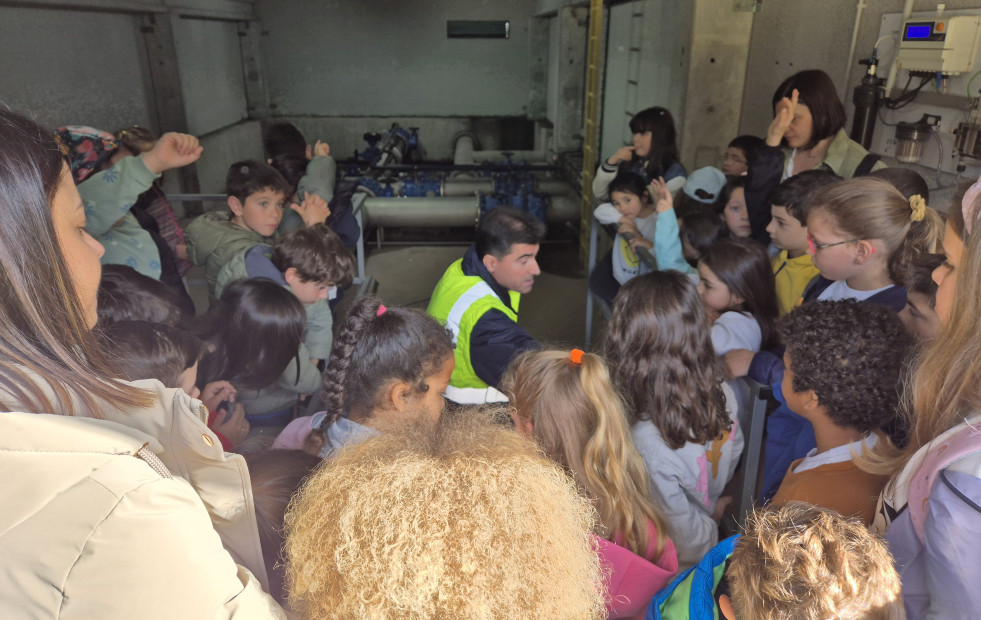Carballo inicia una nueva campaña para dar a conocer  el ciclo del agua municipal