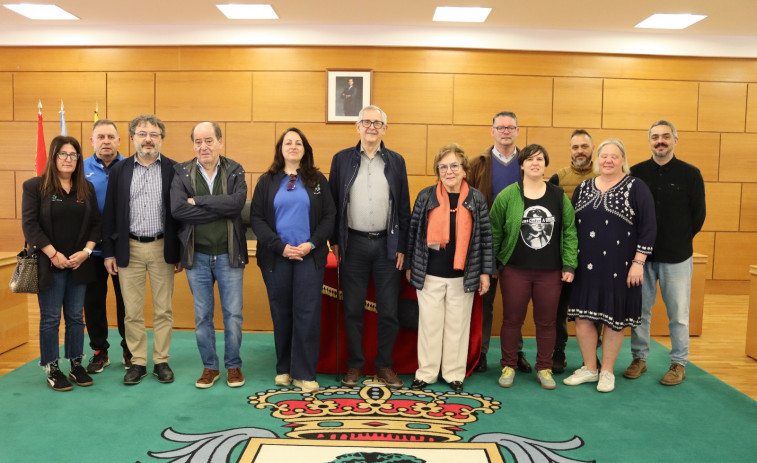 Carballo fomenta el deporte con 976.000 euros en ayudas
