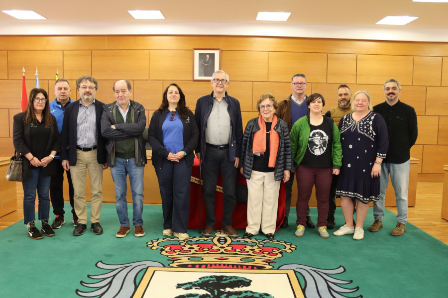 Carballo fomenta el deporte con 976.000 euros en ayudas