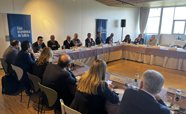 Unos 70 expertos abordan en Muxía los retos económicos de Galicia