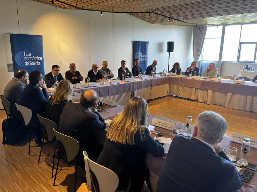 Unos 70 expertos abordan en Muxía los retos económicos de Galicia
