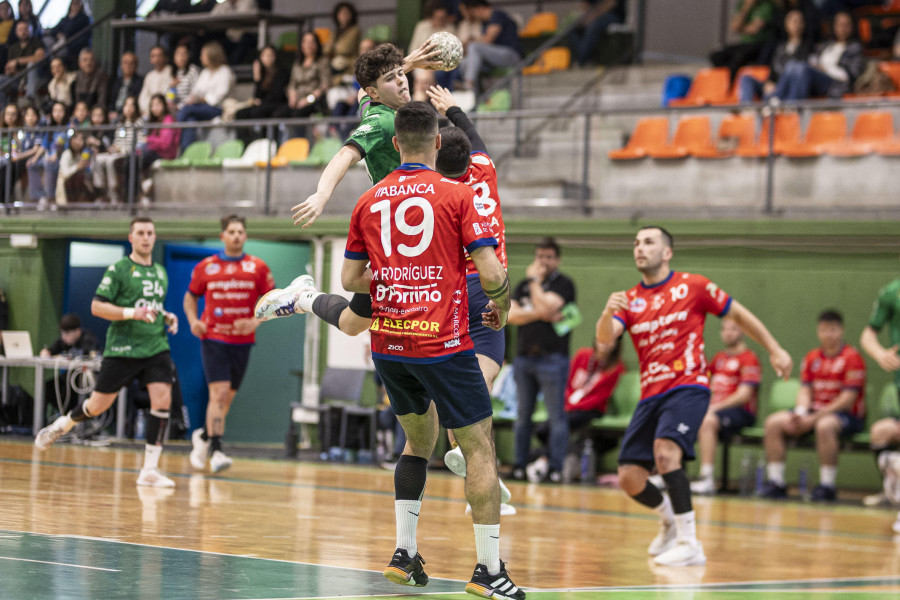 Jornada agridulce para el Calvo Xiria de Balonmano
