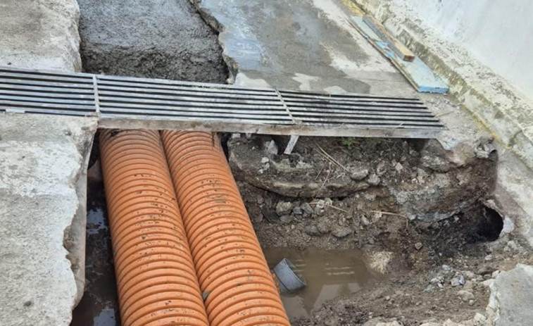 Portos autoriza las obras en las redes de saneamiento de las calles Real y As Rías de Laxe