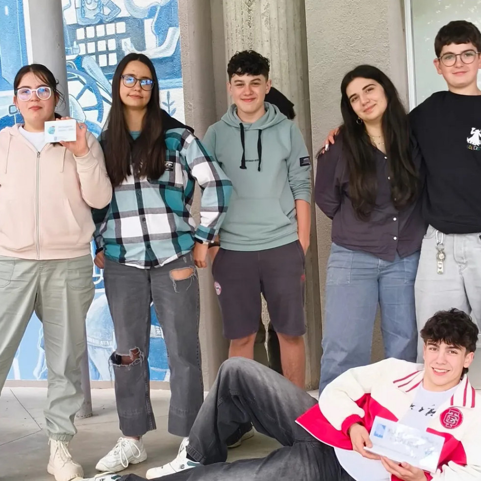 El proyecto CanSat reconoce al alumnado del IES Eduardo Pondal con el premio de divulgación y patrocinio