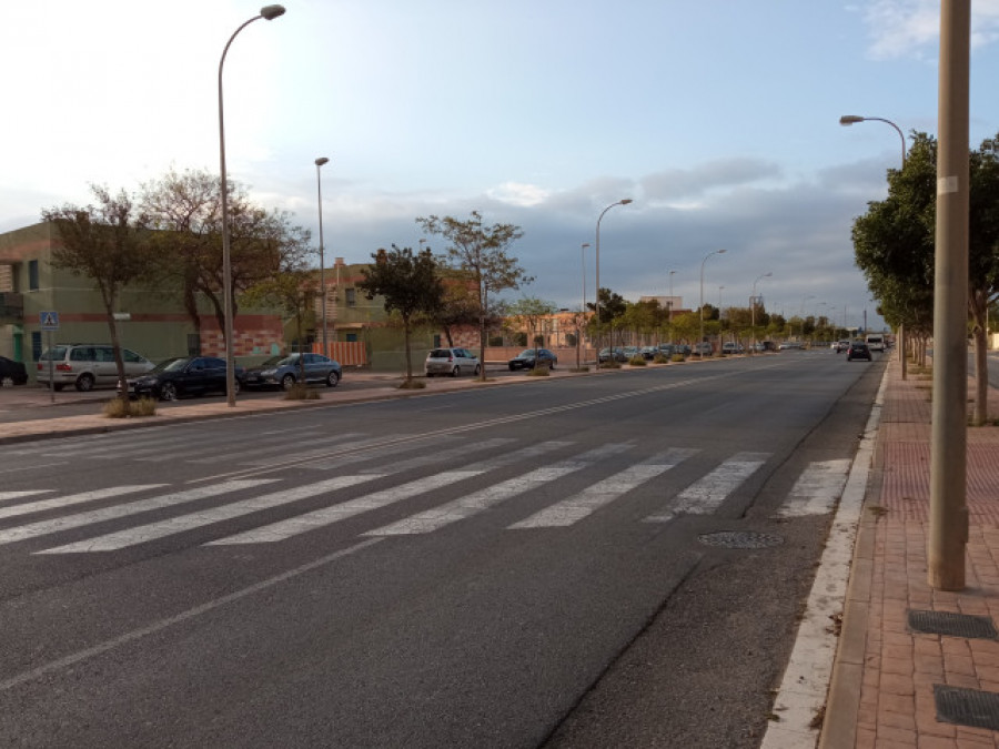 Fallece un joven de unos 20 años tras ser apuñalado en Almería