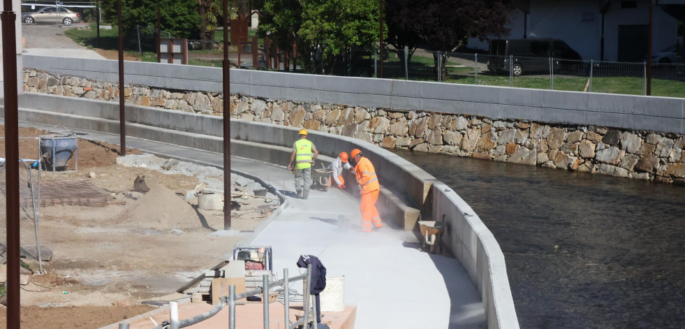 Las obras en el cauce del Anllóns para reducir las inundaciones entran en su fase final