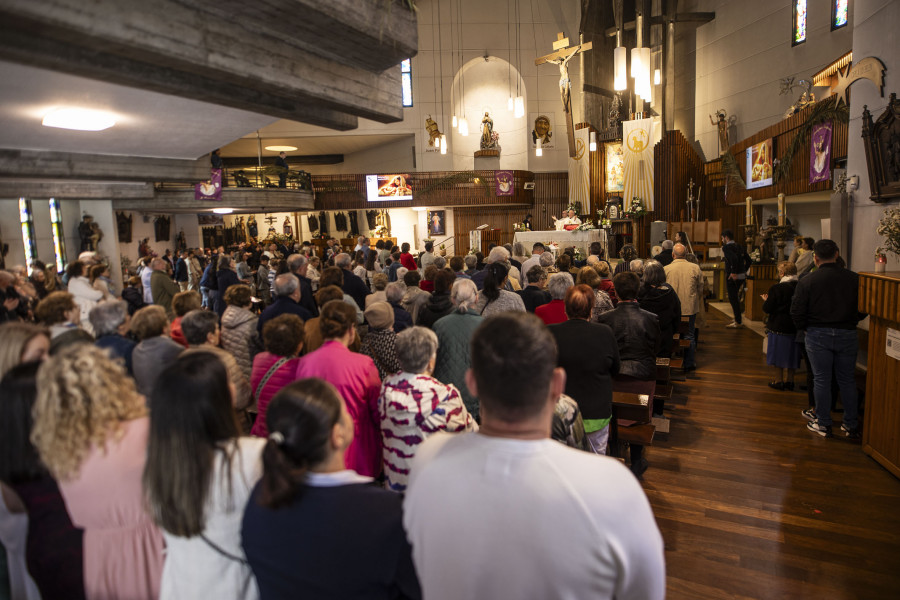 La Semana da Familia de Carballo remata con homenaje a las madres