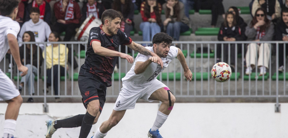 El Dumbría certifica el título de campeón de Primera Futgal al ganar en Calo por 2-5