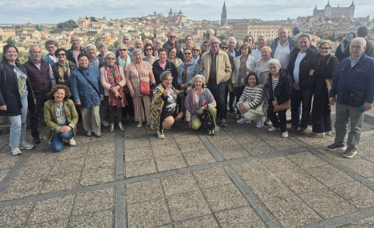 Un grupo de laracheses de excursión por Castilla-León