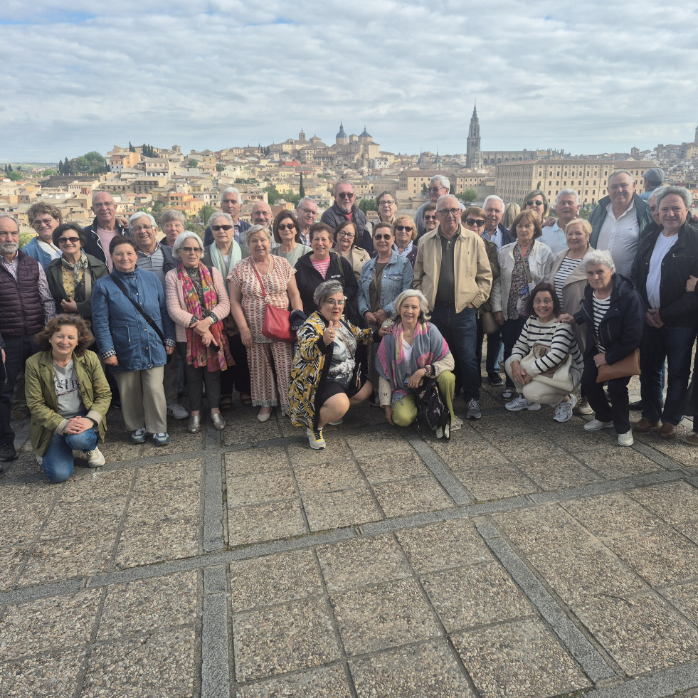 Un grupo de laracheses de excursión por Castilla-León
