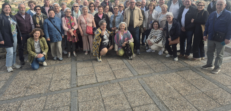 Un grupo de laracheses de excursión por Castilla-León
