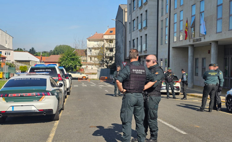 Prisión para cinco de los siete detenidos en la operación antidroga en Carballo y A Laracha