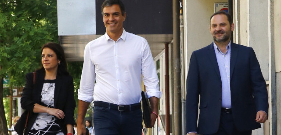 El PSOE ignora los mensaje de Sánchez y Ábalos en la Ejecutiva y evita señalar al exministro como filtrador