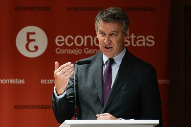 FeijooduranteunacomparecenciaanteelConsejoGeneraldeEconomistas