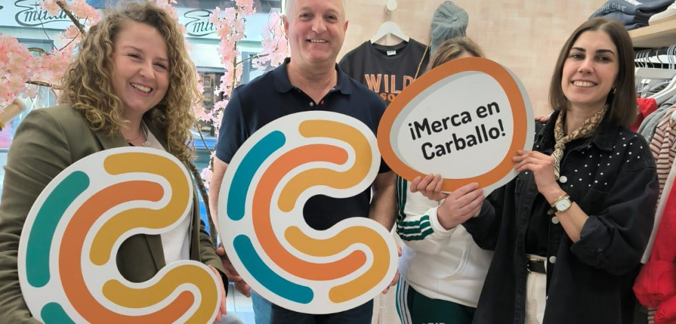 El CCA de Carballo entrega los cheques a los ganadores de la campaña del Día de la Madre